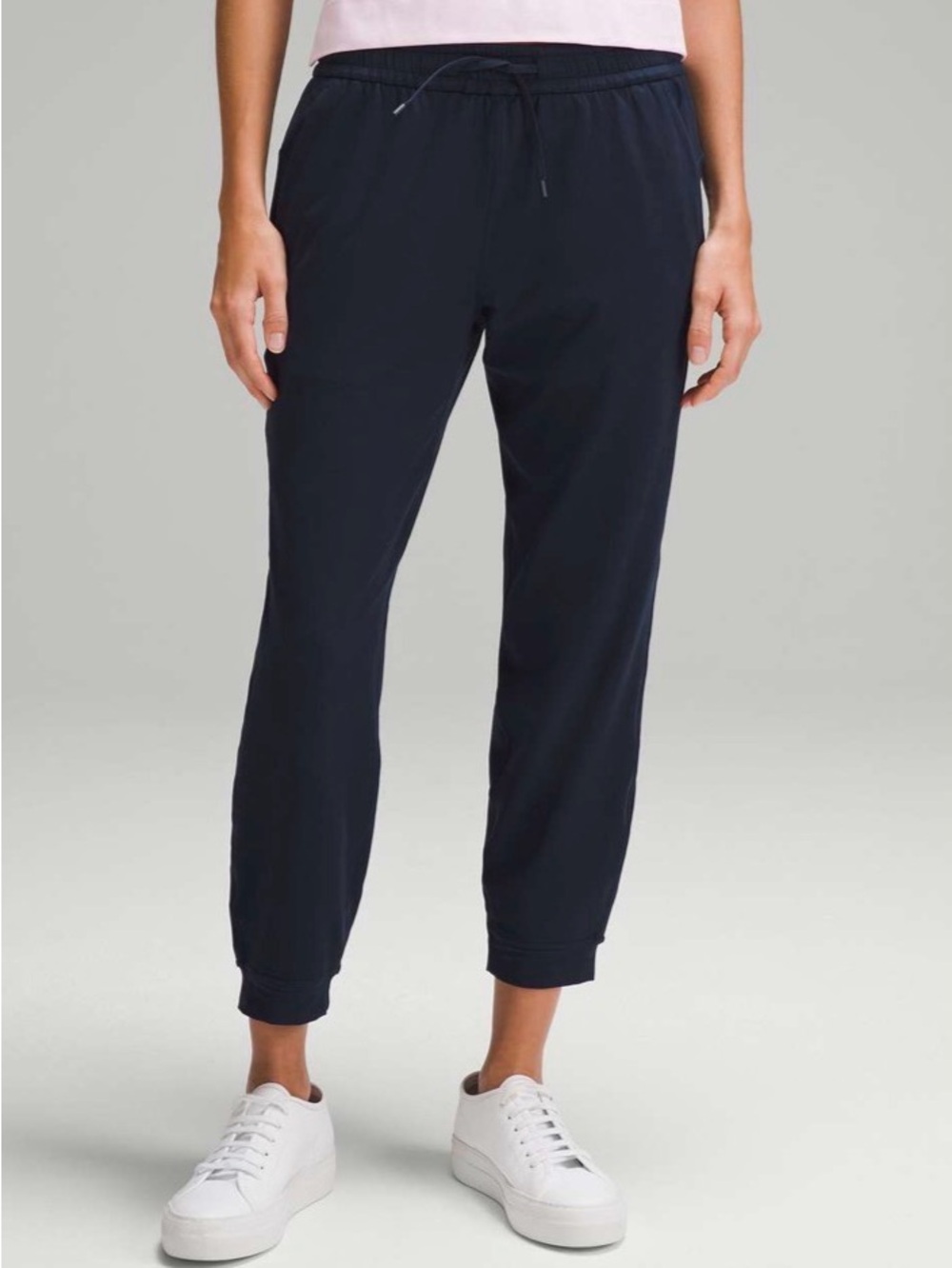 Lululemon soft jersey joggers size 8